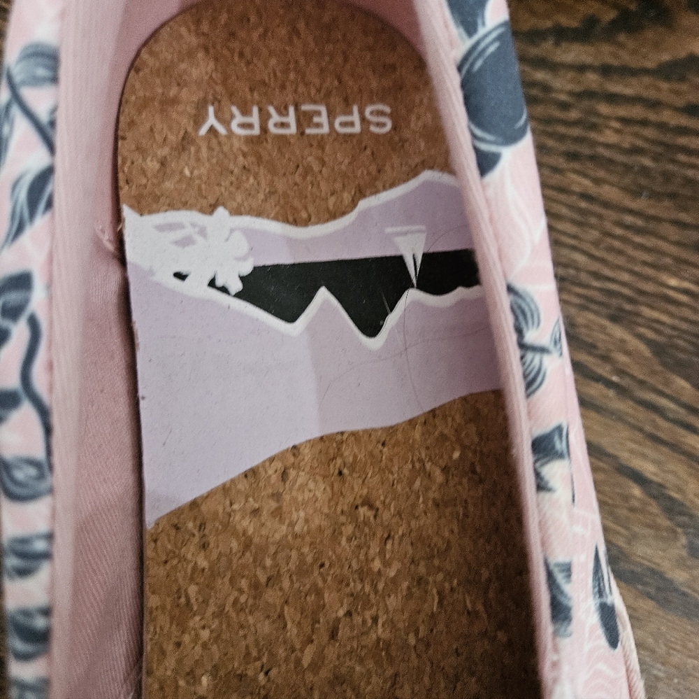 Sperry Women's Size 12 Top Sider  Pink Canvas Low Top Slip On Sneakers. (5) - Picture 5 of 7